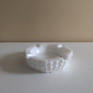MILK GLASS VINTAGE ASHTRAY TRINKET DISH